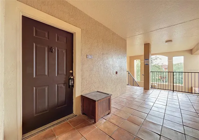 Photo 3 of Condo for sale at 5578 Metrowest Blvd #1-310, Orlando, FL 32811 | MLS# O6436734 | Listing updated on 2026-10-14