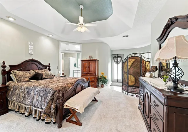 Photo 4 of Single family home for sale at 102 Birkwood Ct, Debary, FL 32713 | MLS# V4950918 | Listing updated on 2026-09-29