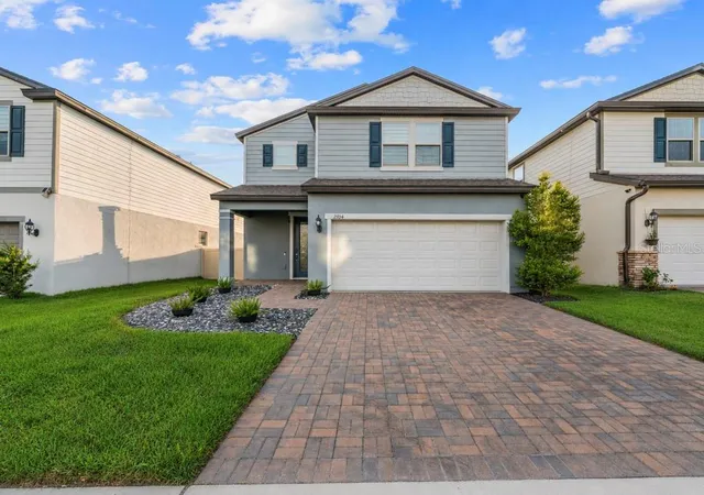 Photo 1 of Single family home for sale at 2704 Vista Verde Ln, Kissimmee, FL 34744 | MLS# S5156347 | Listing updated on 2026-10-26