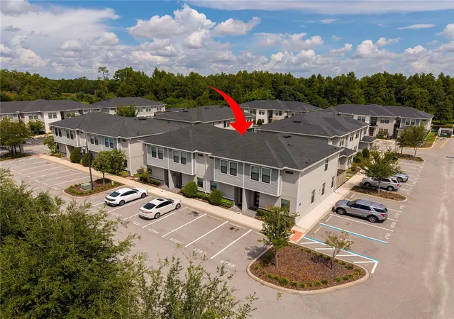 Photo 3 of Townhouse for sale at 4787 Terra Esmeralda Dr, Kissimmee, FL 34746 | MLS# O6436741 | Listing updated on 2026-08-29