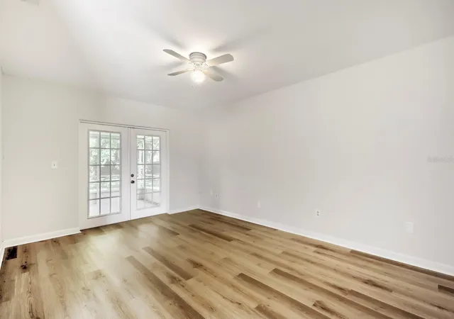 Photo 2 of Single family home for sale at 1418 Oak Valley Dr, Seffner, FL 33584 | MLS# TB8542662 | Listing updated on 2026-09-21