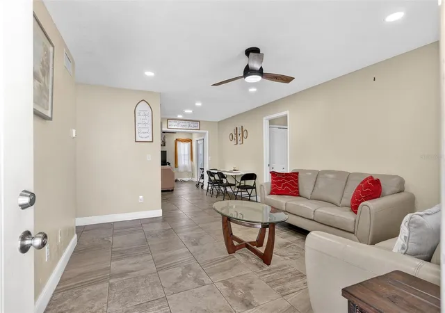 Photo 3 of Single family home for sale at 558 Broadmoor Dr, Orlando, FL 32809 | MLS# TB8542664 | Listing updated on 2026-09-05