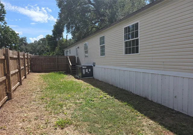 Photo 58 of Manufactured home for sale at 1020 Brinwood Dr, SEFFNER, FL 33584 | MLS# TB8542665 | Listing updated on 2026-10-03