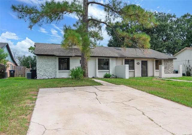 Multi family home for sale at 7681 Timber River Cir, ORLANDO, FL 32807 | MLS# O6436745