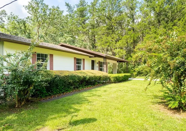Photo 2 of Sale Pending at 25351 Sw 7 Ave, Newberry, FL 32669 | MLS# GC543019 | Listing updated on 2026-09-06