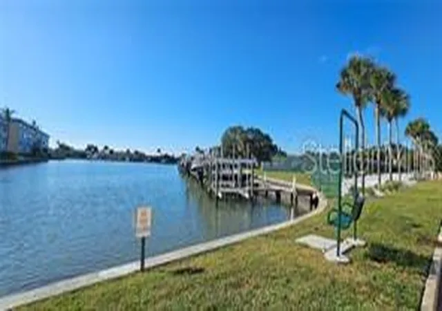 Listing Photo 2 - Condo for sale in building located at 5840 30Th Ave S, Gulfport, FL 33707 - Unit #202