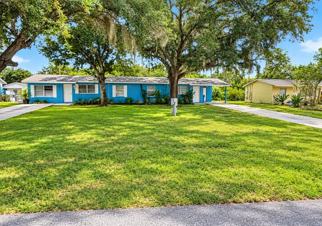Photo 4 of Sale Pending at 96 8th Street NE, Ruskin, FL 33570 | MLS# TB8542682 | Listing updated on 2026-10-04