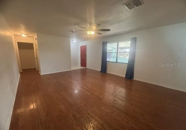Photo 4 of Single family home for sale at 508 Park Dr, Babson Park, FL 33827 | MLS# P4939710 | Listing updated on 2026-10-06