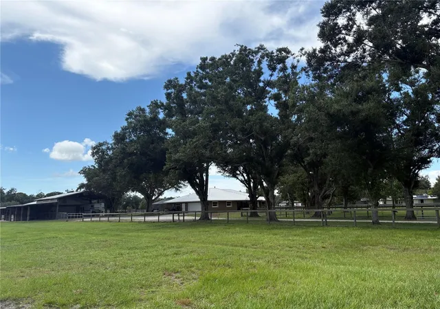 Photo 4 of Single family home for sale at 6580 Prairie Junction Trl, Sarasota, FL 34241 | MLS# A4704124 | Listing updated on 2026-09-05