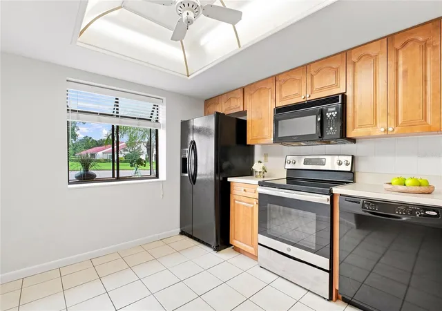 Photo 4 of Condo for sale at 3370 Stonehaven Ct W #B, Palm Harbor, FL 34684 | MLS# TB8542695 | Listing updated on 2026-09-28