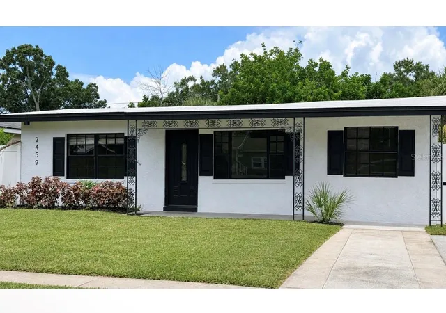 Photo 1 of Single family home for sale at 2459 17th Ave S, St Petersburg, FL 33712 | MLS# TB8542710 | Listing updated on 2026-10-05