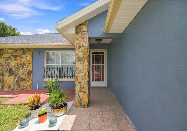 Photo 2 of Single family home for sale at 13981 Sw 45th Ter, Ocala, FL 34473 | MLS# OM731123 | Listing updated on 2026-08-27