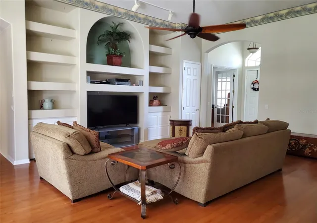 Photo 3 of Single family home for sale at 14444 Dover Forest Dr, Orlando, FL 32828 | MLS# O6436780 | Listing updated on 2026-09-23