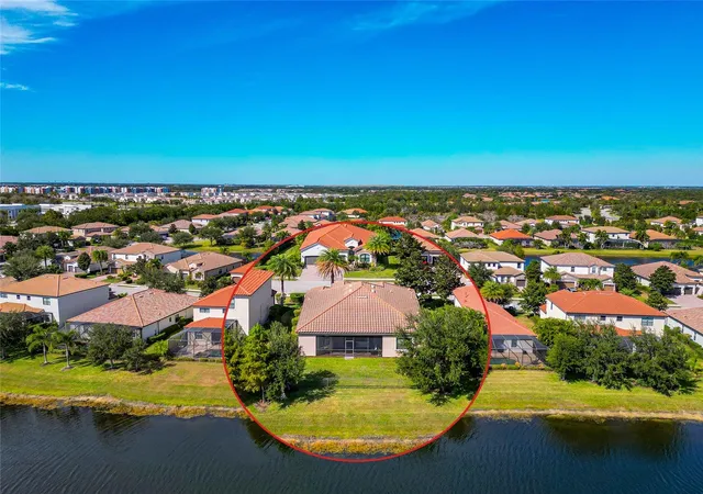 Photo 3 of Sale Pending at 13026 Ramblewood Trl, Bradenton, FL 34211 | MLS# A4704135 | Listing updated on 2026-10-05