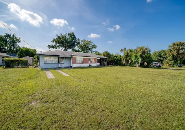 Photo 4 of Single family home for sale at 5034 Old Cheney Hwy, Orlando, FL 32807 | MLS# O6436793 | Listing updated on 2026-09-16