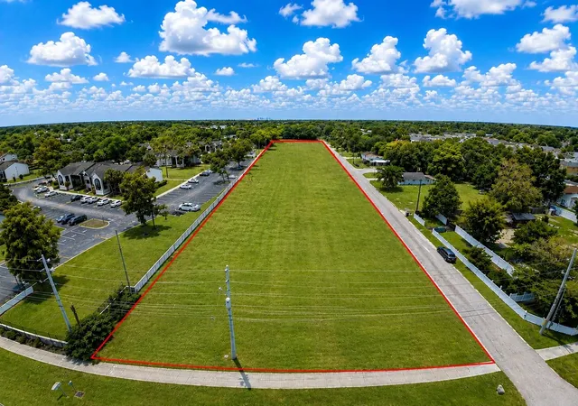 Photo 1 of Land for sale at 8010 Carolina Ln, Orlando, FL 32825 | MLS# O6436796 | Listing updated on 2026-10-09