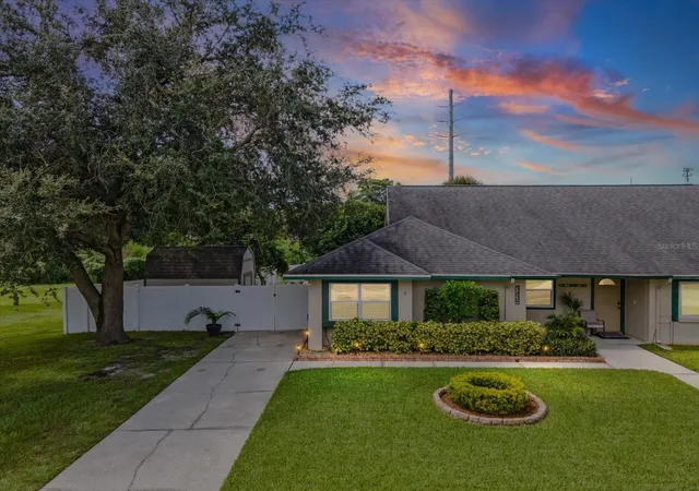 Photo 1 of Sale Pending at 3439 Laurel Dale Dr, Tampa, FL 33618 | MLS# TB8542745 | Listing updated on 2026-09-06