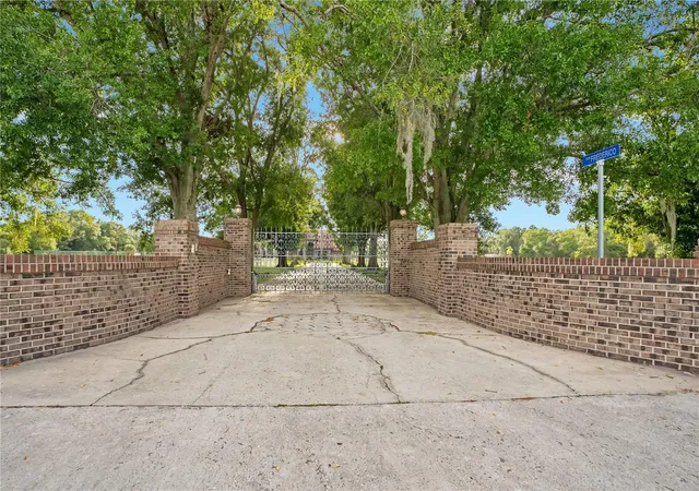 Photo 3 of Mansion for sale at 4410 Albritton Rd, St Cloud, FL 34772 | MLS# S5156367 | Listing updated on 2026-09-02