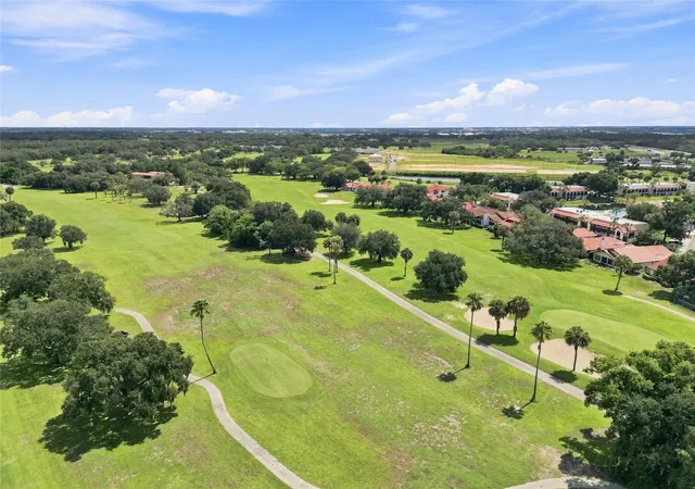Listing Photo 2 - Condo for sale in building located at 4201 Vlg Ct, LAKE WALES, FL 33898