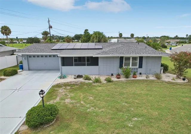 Photo 1 of Single family home for sale at 1001 La Jolla Ave, Sun City Center, FL 33573 | MLS# TB8542762 | Listing updated on 2026-09-11