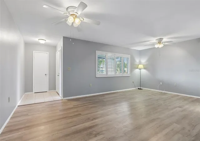 Photo 4 of Single family home for sale at 1001 La Jolla Ave, Sun City Center, FL 33573 | MLS# TB8542762 | Listing updated on 2026-09-11