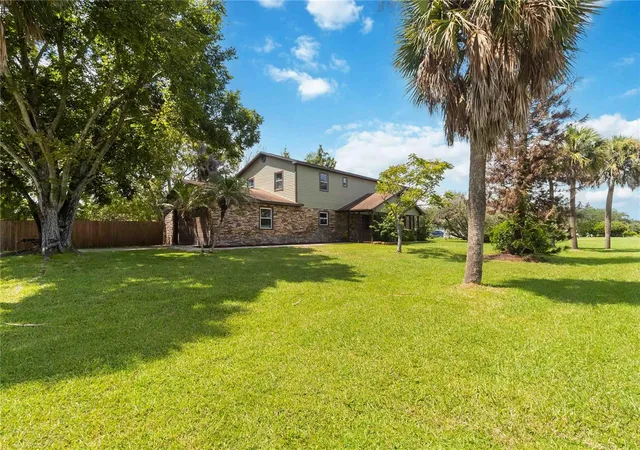 Photo 1 of Single family home for sale at 4899 Sparrow Dr, St Cloud, FL 34772 | MLS# S5156368 | Listing updated on 2026-08-31