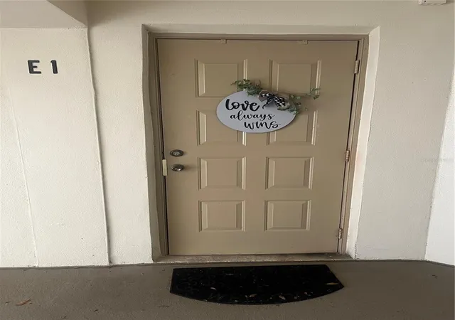 Condo for sale at 3188 Lake Pine Way S #E1, TARPON SPRINGS, FL 34688 | MLS# W7888933
