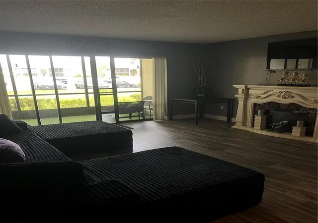Photo 3 of Condo for sale at 3188 Lake Pine Way S #E1, Tarpon Springs, FL 34688 | MLS# W7888933 | Listing updated on 2026-09-23