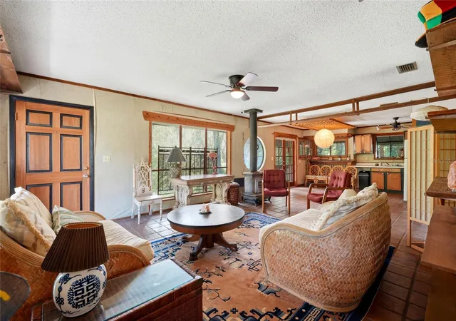 Photo 3 of Sale Pending at 504 Ne 7th Street, Gainesville, FL 32601 | MLS# GC543030 | Listing updated on 2026-09-16