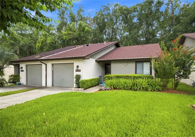 Photo 1 of Townhouse for sale at 3610 Ne 16th Place, Ocala, FL 34470 | MLS# OM731132 | Listing updated on 2026-10-05