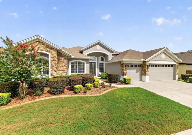 Photo 1 of Single family home for sale at 9085 Laurel Ridge Dr, Mount Dora, FL 32757 | MLS# G5117005 | Listing updated on 2026-08-29
