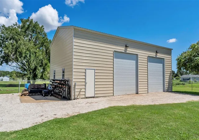 Photo 2 of Manufactured home for sale at 332 Cesara Dr, Mulberry, FL 33860 | MLS# P4939714 | Listing updated on 2026-09-19