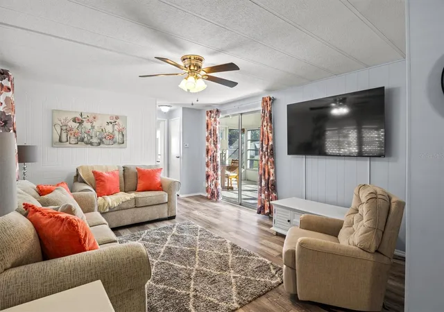 Photo 2 of Manufactured home for sale at 148 Orangewood Dr, Lake Wales, FL 33898 | MLS# S5156375 | Listing updated on 2026-08-28