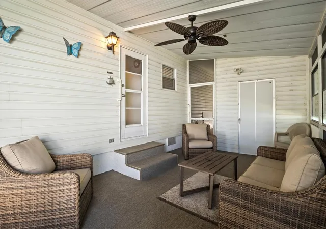 Photo 4 of Manufactured home for sale at 148 Orangewood Dr, Lake Wales, FL 33898 | MLS# S5156375 | Listing updated on 2026-08-28