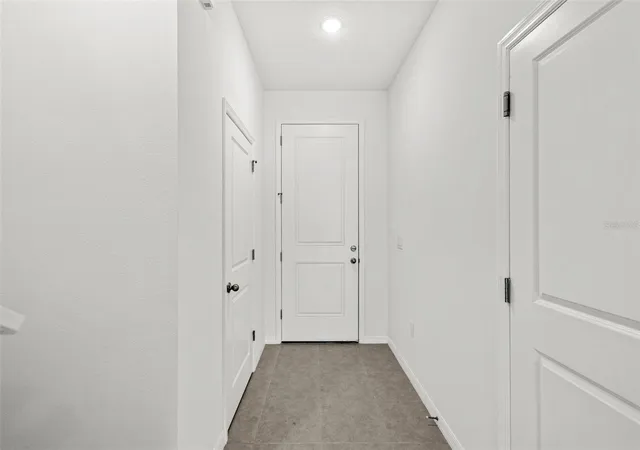 Photo 3 of Townhouse for sale at 4941 Winding River Rd, Orlando, FL 32822 | MLS# W7888937 | Listing updated on 2026-09-25