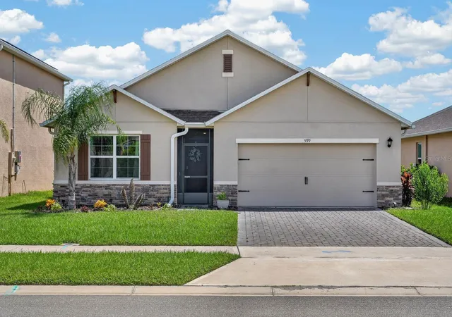 Photo 1 of Single family home for sale at 599 Lazio Cir, Debary, FL 32713 | MLS# V4950923 | Listing updated on 2026-09-13