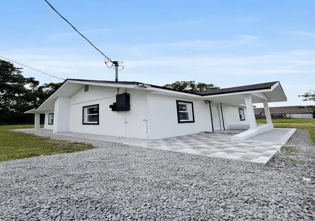 Photo 1 of Single family home for sale at 5228 Andrus Ave, Orlando, FL 32810 | MLS# S5156378 | Listing updated on 2026-10-05