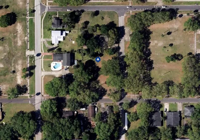 Photo 2 of Single family home for sale at 1022 S Jessamine Ave, Sanford, FL 32771 | MLS# O6436852 | Listing updated on 2026-09-08