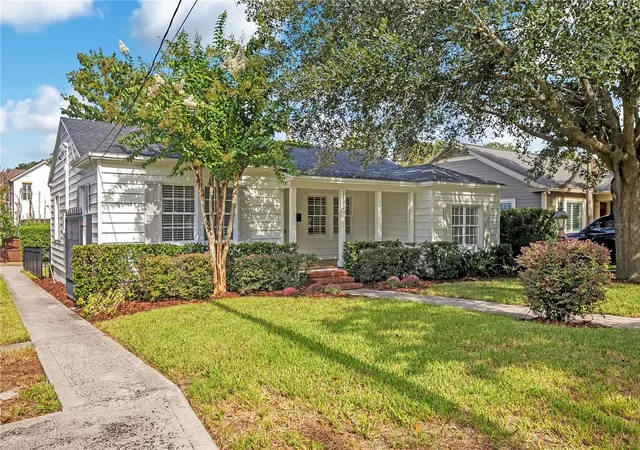 Photo 2 of Single family home for sale at 2102 Harrison Ave, Orlando, FL 32804 | MLS# O6436854 | Listing updated on 2026-09-07