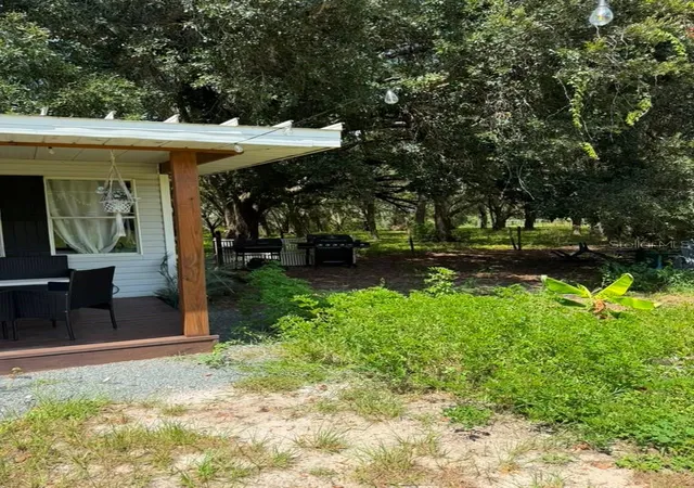 Photo 4 of Manufactured home for sale at 10217 Quinn Rd, Polk City, FL 33868 | MLS# S5156381 | Listing updated on 2026-09-15