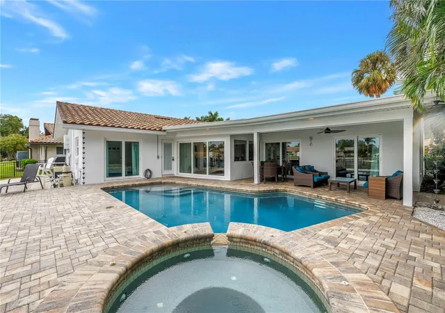 Photo 4 of Single family home for sale at 1963 Kansas Ave NE, Saint Petersburg, FL 33703 | MLS# TB8542810 | Listing updated on 2026-10-22