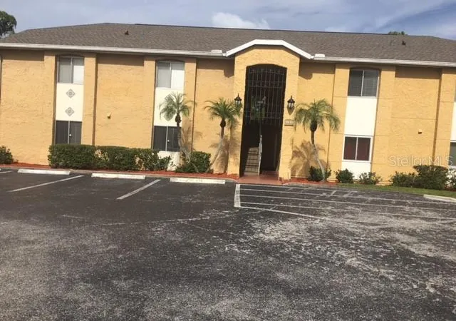 Photo 1 of Condo for sale at 1935 Toucan Wy #302, Sarasota, FL 34232 | MLS# A4704163 | Listing updated on 2026-09-05