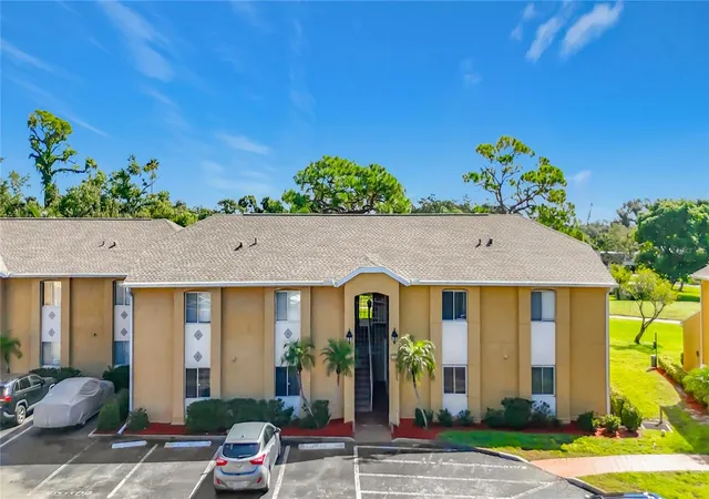 Photo 1 of Condo for sale at 1935 Toucan Wy #302, Sarasota, FL 34232 | MLS# A4704163 | Listing updated on 2026-10-09