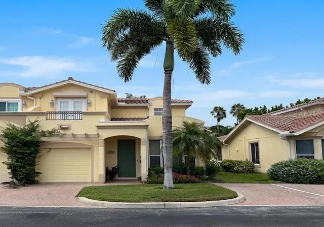 Photo 1 of Condo for sale at 1140 Beachcomber Ct #11, Osprey, FL 34229 | MLS# W7888943 | Listing updated on 2026-08-28