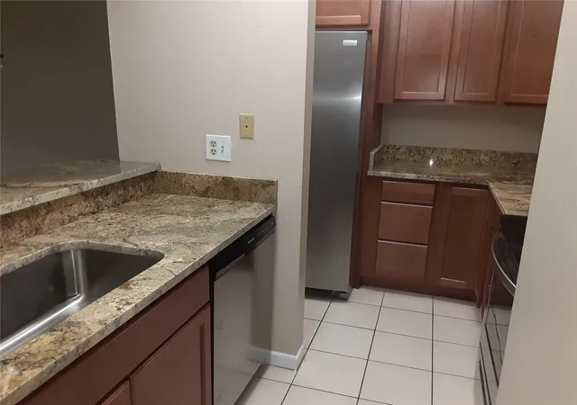 Photo 3 of Condo for sale at 140 Orchid Woods Ct #4C, Deltona, FL 32725 | MLS# R4911890 | Listing updated on 2026-10-01