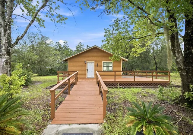 Photo 1 of Single family home for sale at 130 Finley Ln, Hawthorne, FL 32640 | MLS# OM731144 | Listing updated on 2026-08-28