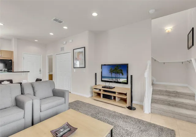Photo 4 of Townhouse for sale at 3020 Bird Of Paradise Ln, Kissimmee, FL 34747 | MLS# O6436878 | Listing updated on 2026-08-28