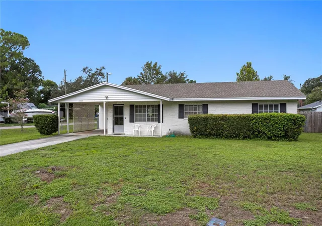 Photo 3 of Single family home for sale at 12002 Gaines Ct, Tampa, FL 33618 | MLS# TB8542830 | Listing updated on 2026-08-29