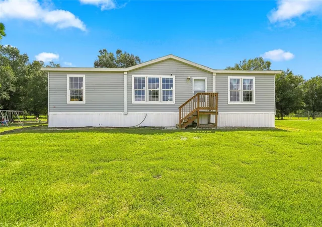 Photo 1 of Manufactured home for sale at 20967 Nw 250th Street, Okeechobee, FL 34972 | MLS# K4903736 | Listing updated on 2026-09-04