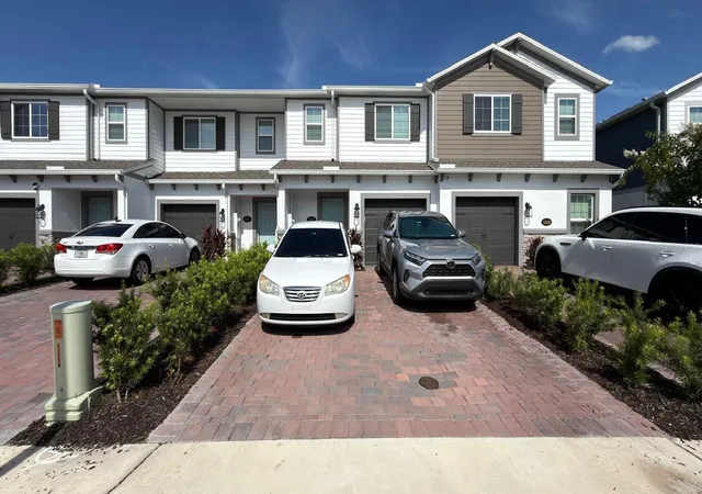 Photo 2 of Townhouse for sale at 5007 Slash Run, St Cloud, FL 34772 | MLS# S5156390 | Listing updated on 2026-09-01
